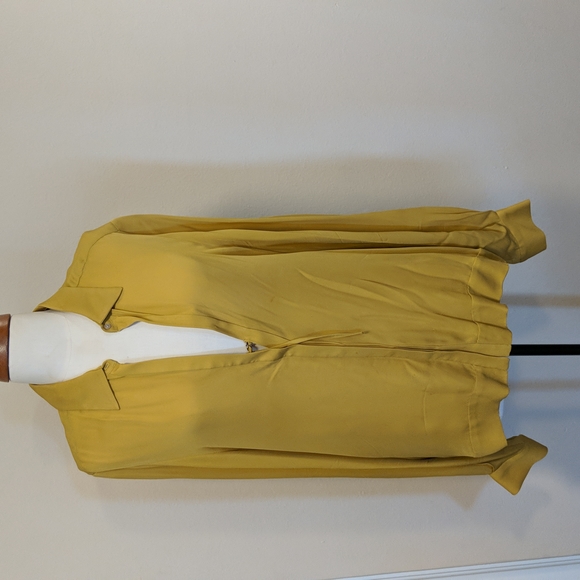 Blouse in mustard color by A. L. C. - Picture 2 of 12